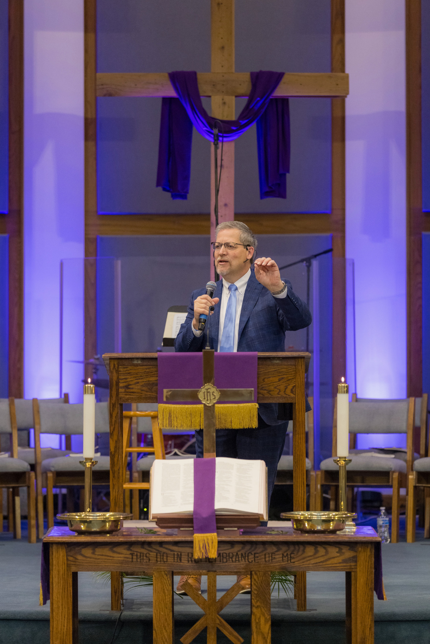 Pastor Jim Hancock preaching at Bethel